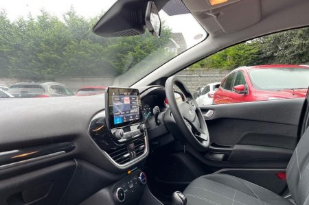 2020 Ford Fiesta - photo 18