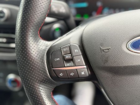 2020 Ford Focus - photo 15
