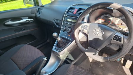 2012 Toyota Auris - photo 13