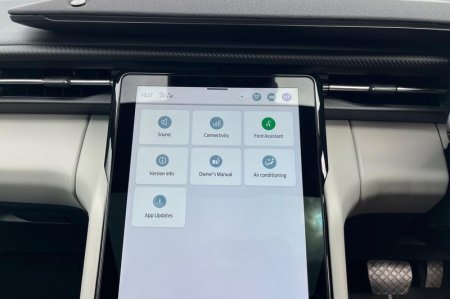 2025 Ford Explorer - photo 31
