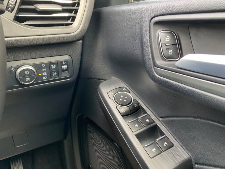 2022 Ford Kuga - photo 23