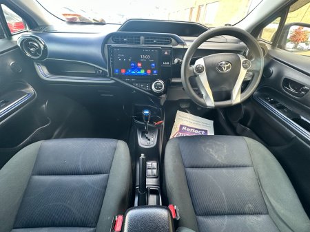 2015 Toyota Aqua - photo 13