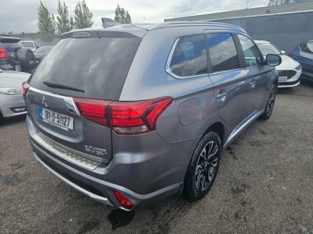 2018 Mitsubishi Outlander - photo 8