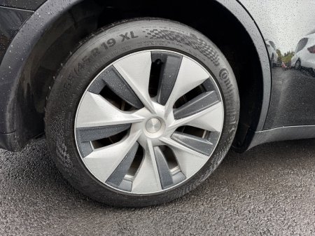 2023 Tesla Model Y - photo 12