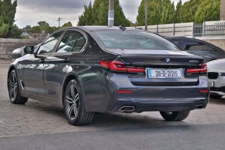 2021 BMW 5-Series - photo 7