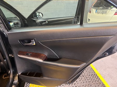 2015 Toyota Camry - photo 15