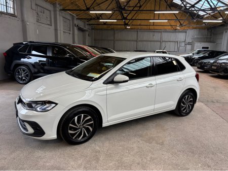 2025 Volkswagen Polo - photo 16