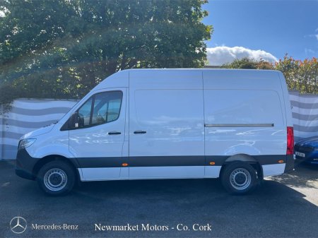 2027 Mercedes-Benz Sprinter - photo 6