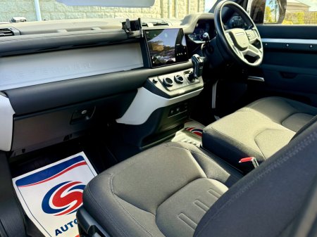 2021 Land Rover Defender - photo 10