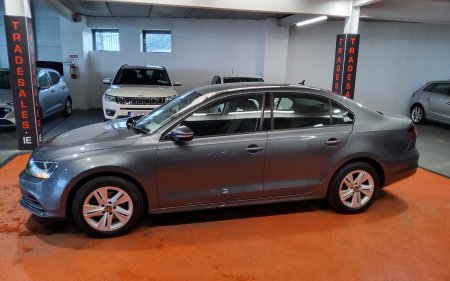 2017 Volkswagen Jetta - photo 5