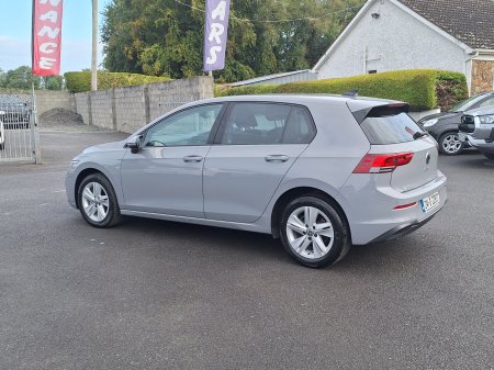 2024 Volkswagen Golf - photo 4