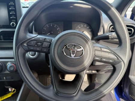 2020 Toyota Yaris - photo 10