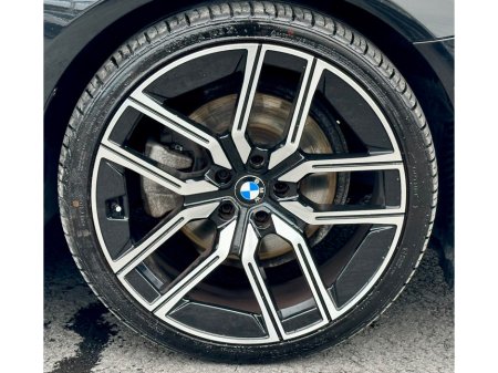 2018 BMW 5-Series - photo 23