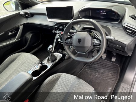 2024 Peugeot 2008 - photo 2