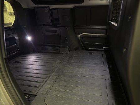 2022 Land Rover Defender - photo 13