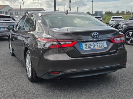 2021 Toyota Camry - photo 5