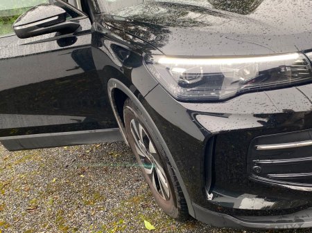 2026 Volkswagen Tiguan - photo 7