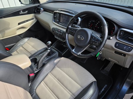 2017 Kia Sorento - photo 11
