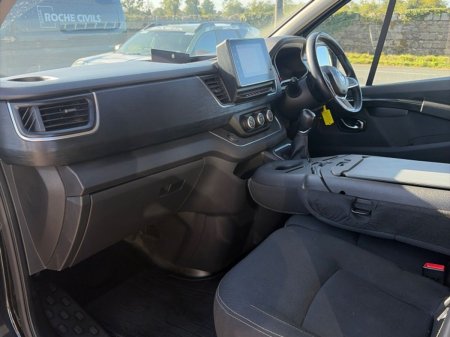 2022 Renault Trafic - photo 13