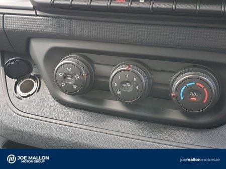 2026 Renault Trafic - photo 24