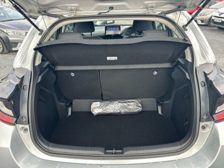 2024 Toyota Yaris - photo 10