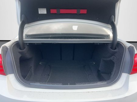 2017 BMW 3-Series - photo 15