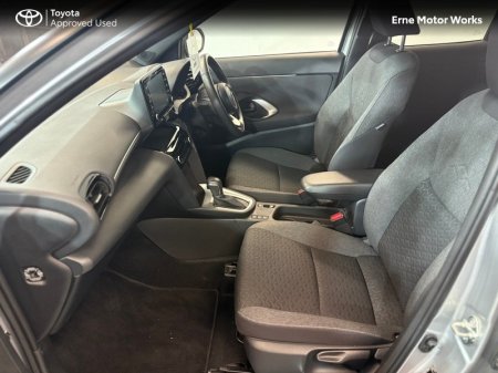 2023 Toyota Yaris Cross - photo 6