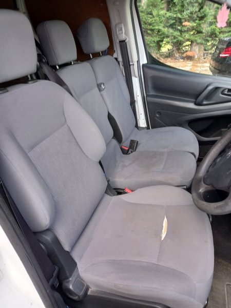 2013 Peugeot Partner - photo 2