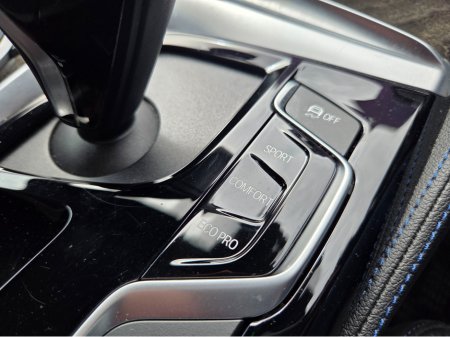 2019 BMW 5-Series - photo 18