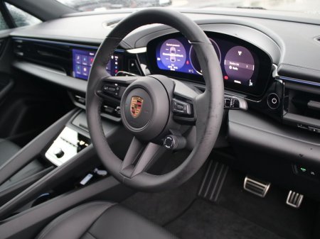 2026 Porsche Macan - photo 8