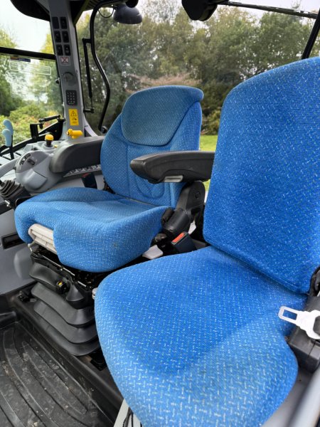 2014 New Holland T6.175 - photo 15