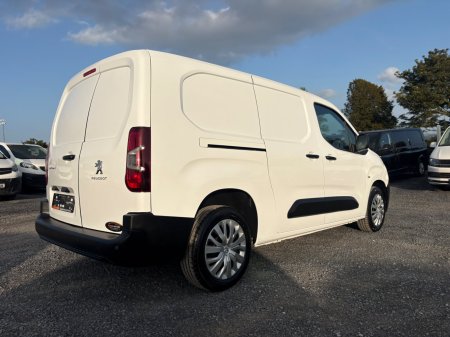 2020 Peugeot Partner - photo 2