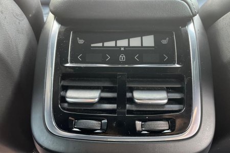 2025 Volvo XC60 - photo 37