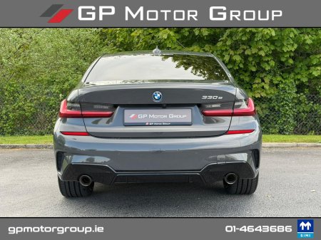 2022 BMW 3-Series - photo 11