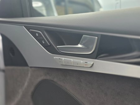 2017 Audi A8 - photo 18