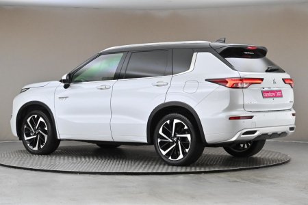 2023 Mitsubishi Outlander - photo 6
