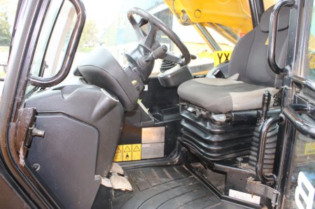 0 JCB  - photo 6
