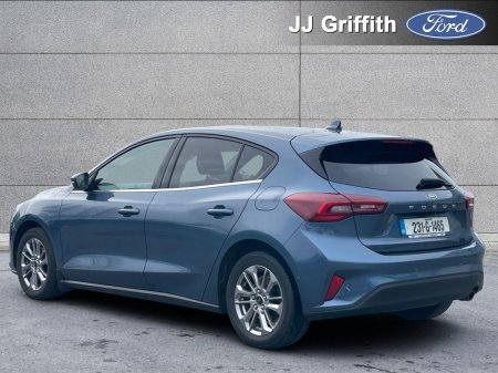 2023 Ford Focus - photo 2