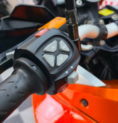 2013 KTM 1190 - photo 39