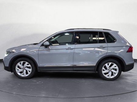 2022 Volkswagen Tiguan - photo 9