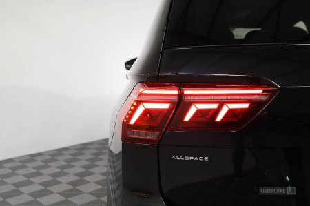 2023 Volkswagen Tiguan Allspace - photo 10