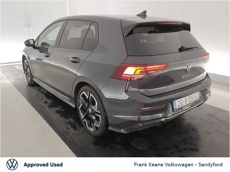 2026 Volkswagen Golf - photo 2