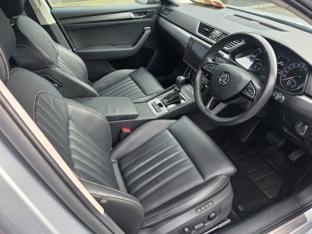 2020 Skoda Superb - photo 16