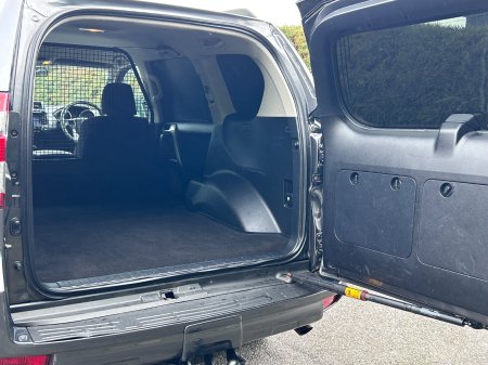 2016 Toyota Land Cruiser - photo 27