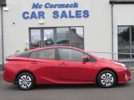 2019 Toyota Prius - photo 2