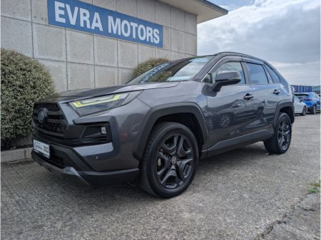2022 Toyota RAV4 - photo 4