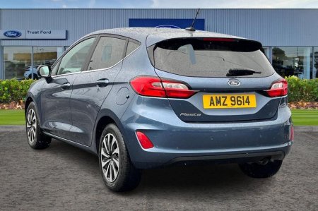 2023 Ford Fiesta - photo 2