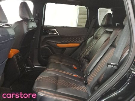 2023 Mitsubishi Outlander - photo 10