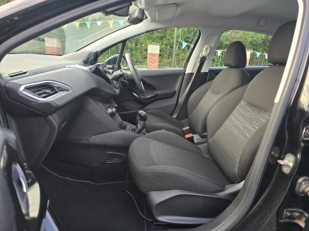 2018 Peugeot 208 - photo 14