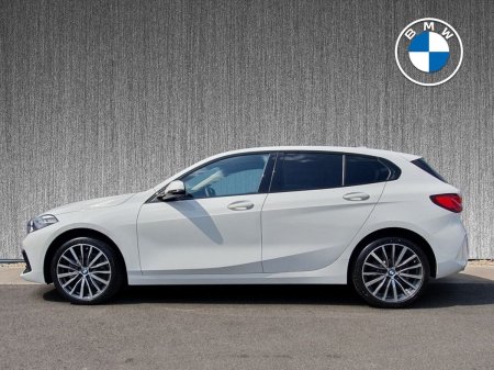 2023 BMW 1-Series - photo 3
